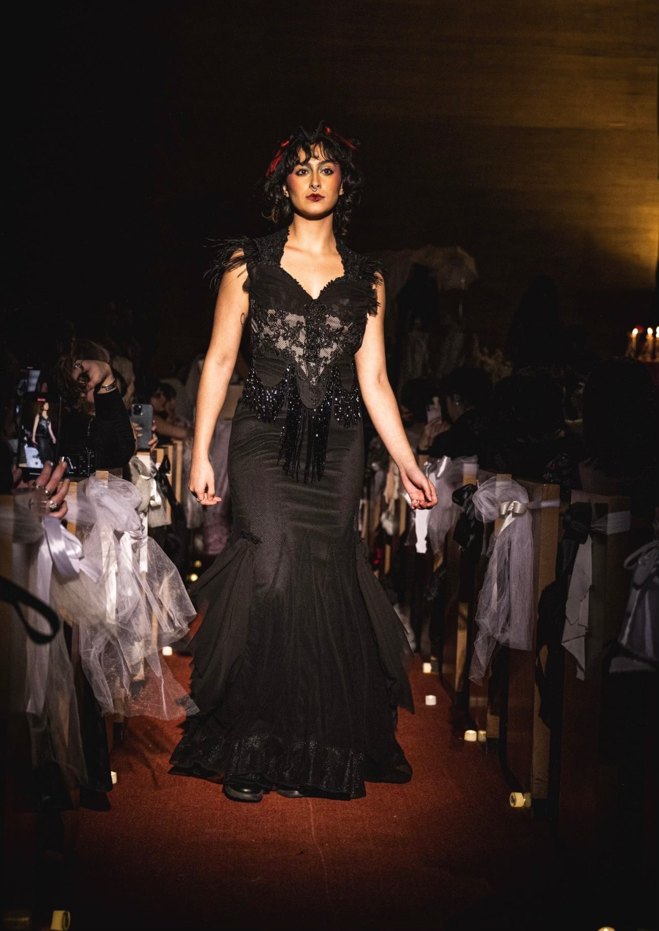 victorian gown medium (size 6/8)